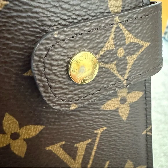 Louis Vuitton MM Agenda w/Receipt - Picture 6 of 10